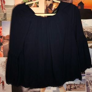 🌷✰ Flowy Navy Blouse ✰🌷